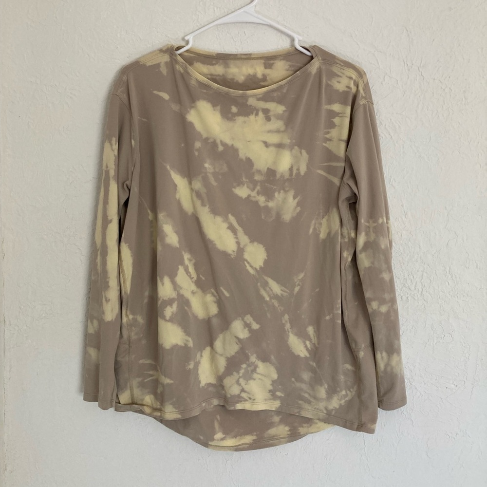 LuluLemon long sleeve